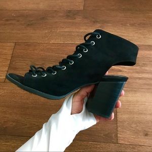 Women’s Black Lace-Up Bootie Strappy Heels Shoes